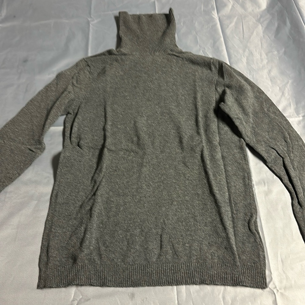 Gap turtleneck bundle
